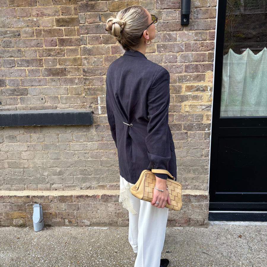 NAVY HARDWARE BACK BLAZER