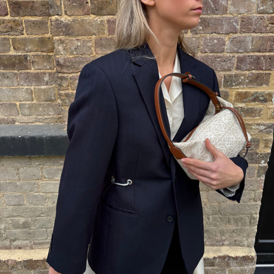 NAVY STRIPE HARDWARE FRONT BLAZER