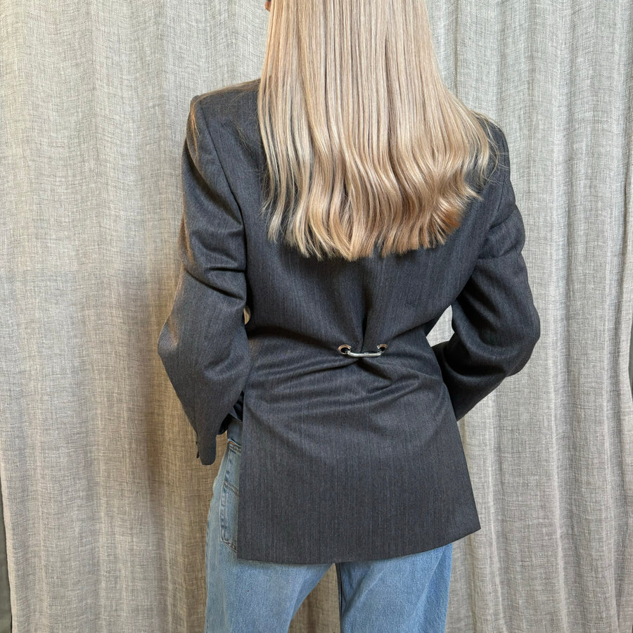 GREY HARDWARE BACK BLAZER