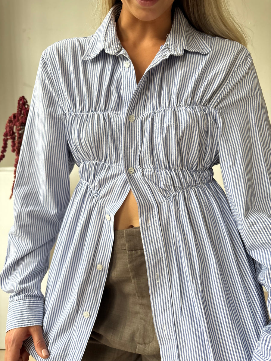 PINSTRIPE ELASTIC SHIRT