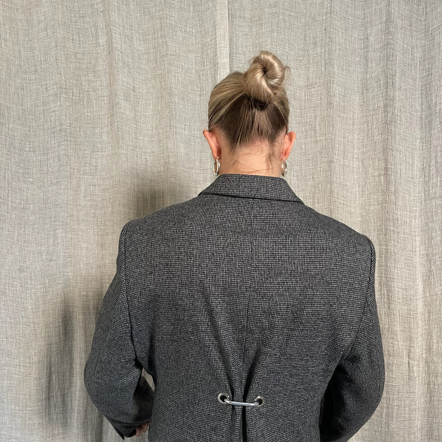 GREY HARDWARE BACK BLAZER