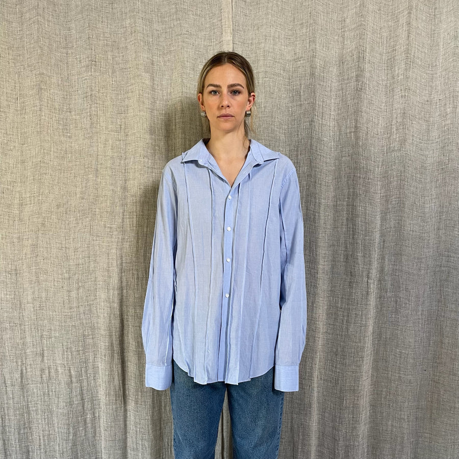 LIGHT BLUE EXPOSED SEAM SHIRT