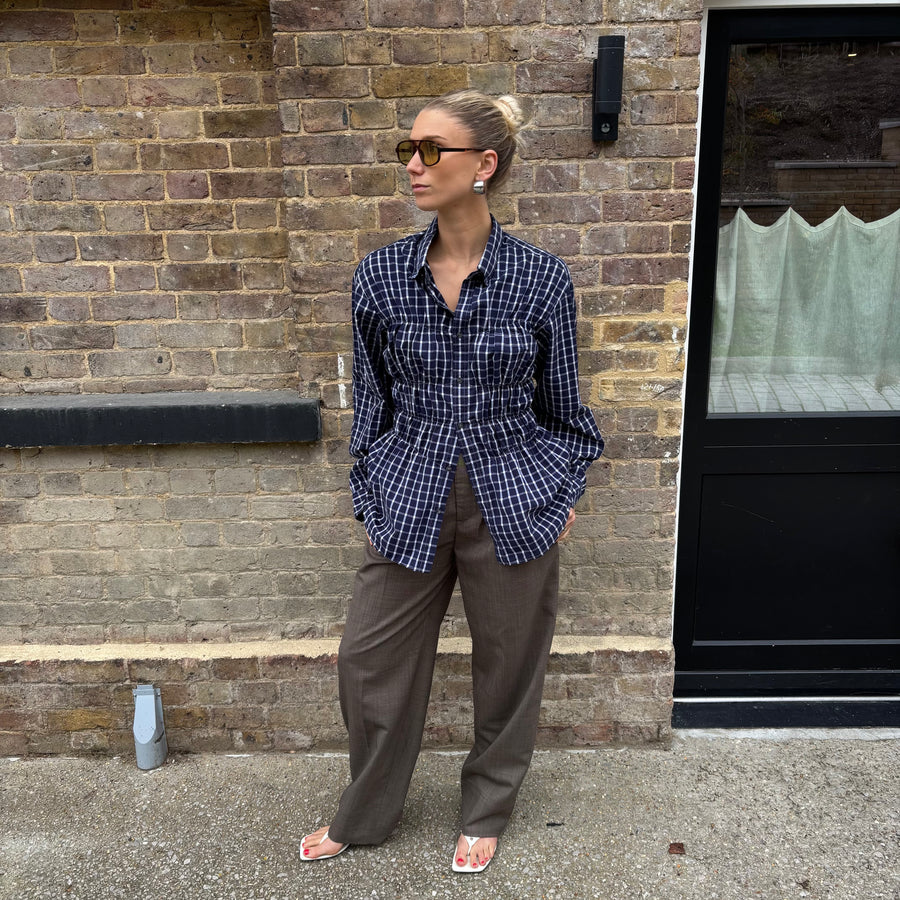 CHECK NAVY ELASTIC SHIRT