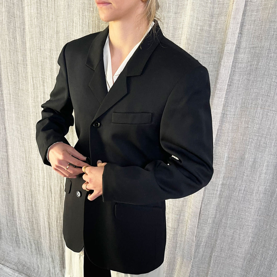 BLACK BELTED BLAZER