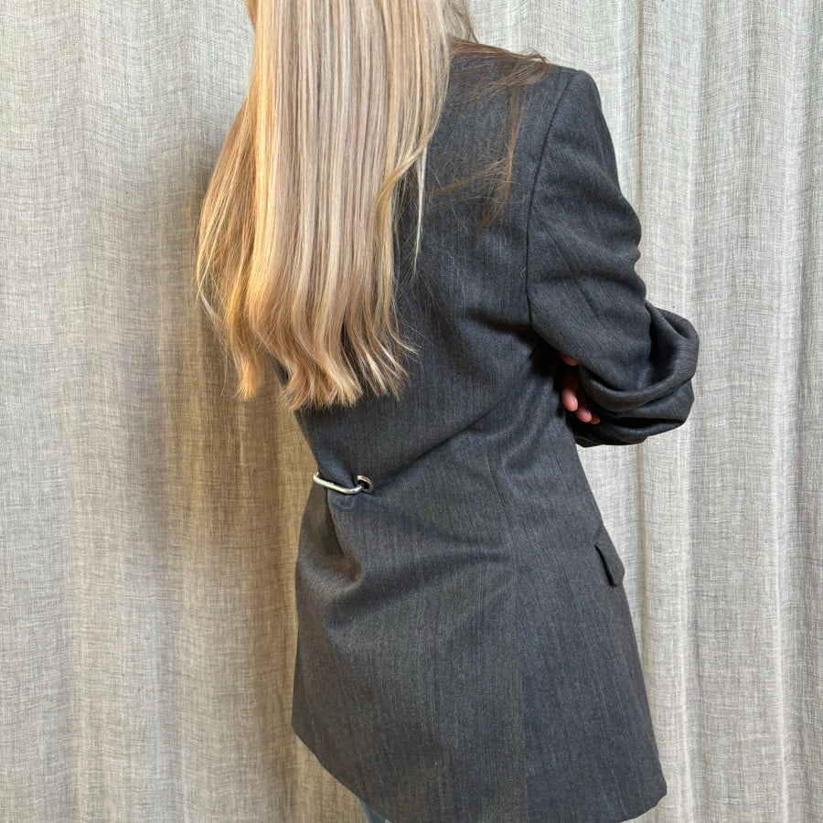 GREY HARDWARE BACK BLAZER