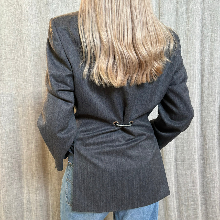 GREY HARDWARE BACK BLAZER