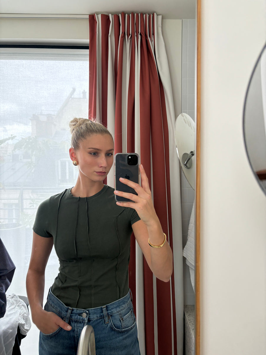 GREEN EXPOSED SEAM T-SHIRT