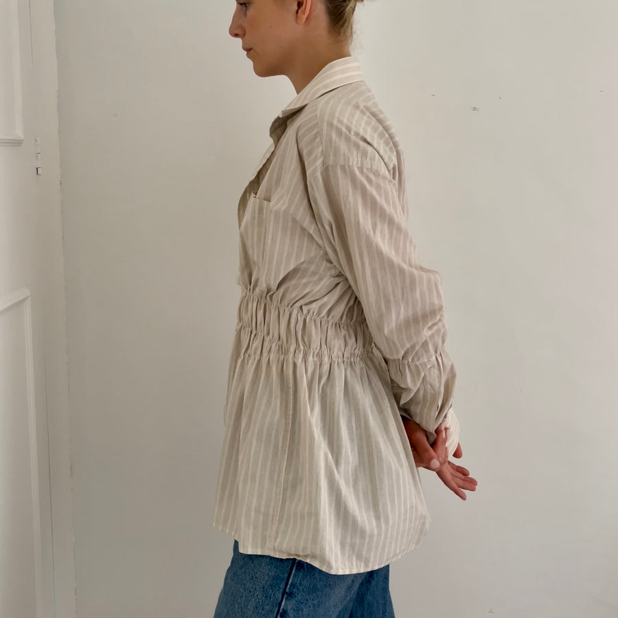 BEIGE STRIPE ELASTIC SHIRT